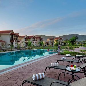The Fern Sattva Resort - Polo Forest